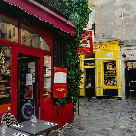 Apartment Cosy Flat 3p- Le Marais 2 *